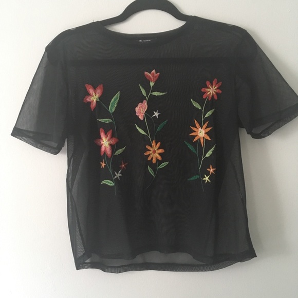 Zara Tops - ❌SOLD❌ Zara top